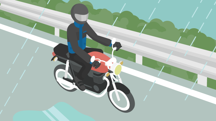 雨の日のバイクの運転で心がけることは 走行時の注意点や服装 装備など解説 バイク保険 二輪 原付 のアクサダイレクト